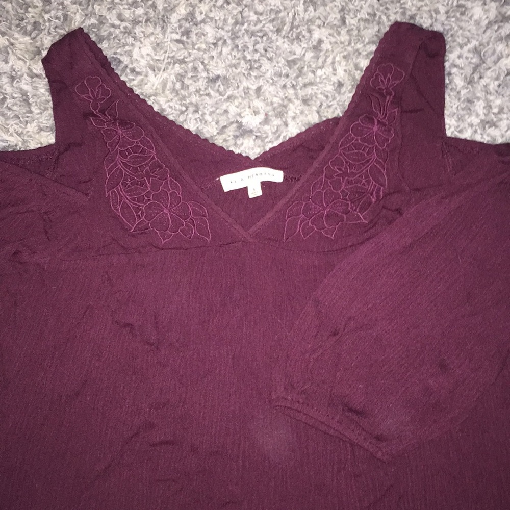 La Hearts flowy maroon off the shoulder shirt